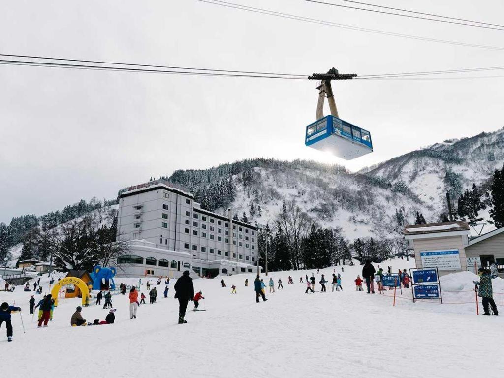 Yuzawa Toei Hotel Exteriér fotografie